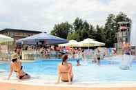 Swimming Pool Ljubljana Resort