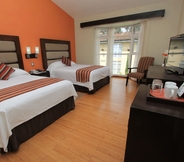 Kamar Tidur 3 Hotel Villa Mercedes