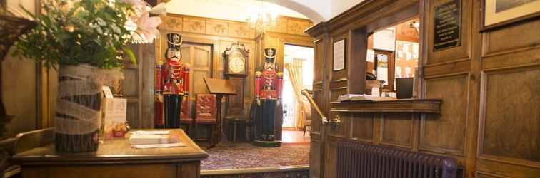 Lobby Angmering Manor