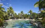 Swimming Pool 6 Radisson Blu Resort Fiji Denarau Island