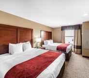 Bedroom 2 Comfort Suites Yukon - SW Oklahoma City