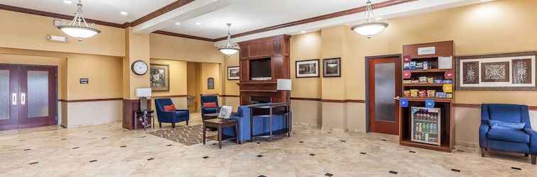 Lobby Comfort Suites Yukon - SW Oklahoma City