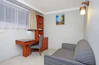 Common Space Comfort Inn & Suites Burwood