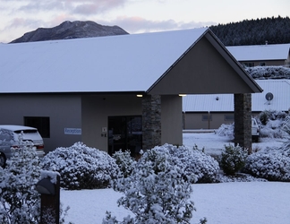 Exterior 2 Distinction Wanaka Alpine Resort