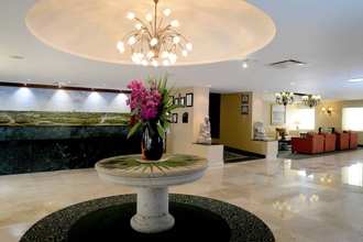 Lobby 4 Courtyard By Marriott Cancun Airport