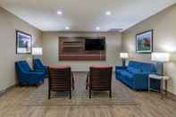 Common Space Comfort Suites Ennis