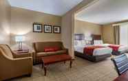 ห้องนอน 4 Comfort Suites Ennis