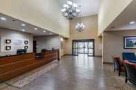 Lobby Comfort Suites Ennis