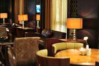 บาร์ คาเฟ่ และเลานจ์ Crowne Plaza Al Khobar, an IHG Hotel