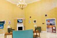 Lobi La Quinta Inn & Suites by Wyndham Fort Smith