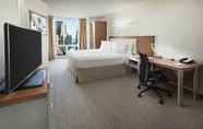 Bedroom 7 Springhill Suites by Marriott Chicago Downtown/ River North