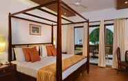 Kamar Tidur 3 Estuary Sarovar Portico Poovar