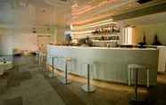 Bar, Kafe, dan Lounge 5 Hotel Carillon