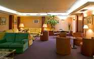 Lobby 3 Acacia Suite