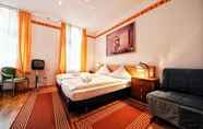 Kamar Tidur 6 City Hotel Storch