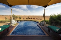 สระว่ายน้ำ Al Maha, A Luxury Collection Desert Resort & Spa, Dubai