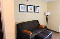 Common Space Comfort Suites South