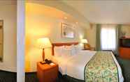 Bedroom 5 Fairfield Inn & Suites Marianna
