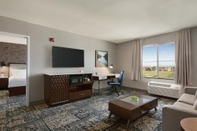 Common Space Four Points by Sheraton Sacramento International Airport