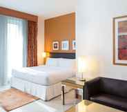 Bedroom 6 Four Points by Sheraton Bur Dubai