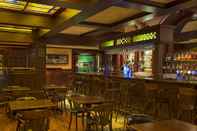 Bar, Cafe and Lounge Four Points by Sheraton Bur Dubai