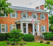 Exterior 7 Cave Hill Farm Bed & Breakfast