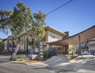 Exterior 2 Quest Alice Springs