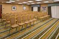 Functional Hall Hampton Inn & Suites St. Louis-Edwardsville