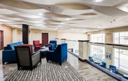 Lobby 6 Comfort Suites Granbury