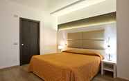 Kamar Tidur 5 Hotel Bareta