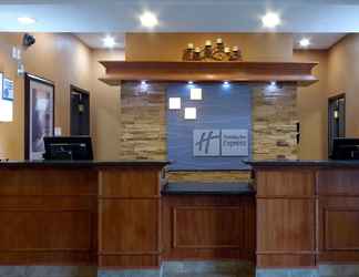 Lobby 2 Holiday Inn Express & Suites Grande Prairie, an IHG Hotel