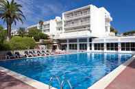 Swimming Pool Hotel Alga