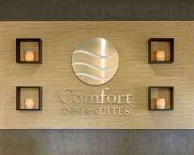 Lobby 4 Comfort Inn & Suites