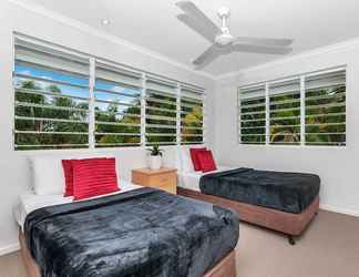 Bedroom 2 The Villas Palm Cove