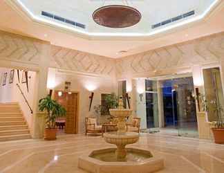 Lobby 2 Ras El Ain