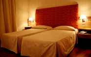 Bedroom 7 Poli Hotel