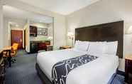 Kamar Tidur 4 La Quinta Inn & Suites by Wyndham Mt. Laurel - Philadelphia