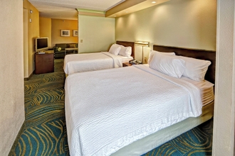 Kamar Tidur 4 SpringHill Suites Marriott Norfolk Old Dominion University