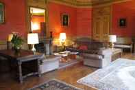 Lobby Chateau De Vauloge