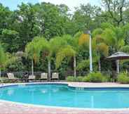 Swimming Pool 2 Hampton Inn & Suites Tampa-Wesley Chapel