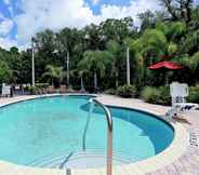 Swimming Pool 4 Hampton Inn & Suites Tampa-Wesley Chapel