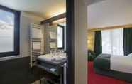 ห้องน้ำภายในห้อง 3 Excelsior Chamonix Hotel & Spa