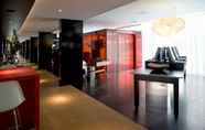 Lobby 3 citizenM Schiphol Airport Hotel
