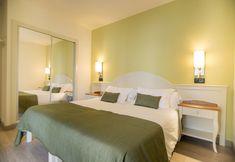 Bedroom 3 Hotel Marins Playa