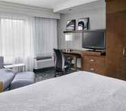 Bedroom 3 Courtyard by Marriott Paramus