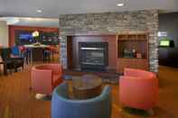 Bar, Cafe and Lounge Courtyard by Marriott Paramus