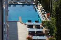 Swimming Pool Hotel Bozica