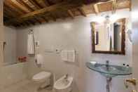 In-room Bathroom Hotel della Fortezza