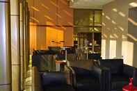 Bar, Kafe dan Lounge Boulevard Suites Hotel