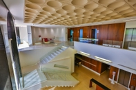 Lobi San Marino Suite Hotel